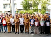 Walikota Ambon Serahkan Bantuan Stimulan Korban Bencana, Bukti Kepedulian Pemerintah Hadir untuk Warga