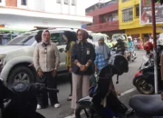 Di Tengah Janji yang Sering Sunyi, Ely Toisuta Pilih Turun ke Jalan Sentuh Warga Kota Ambon