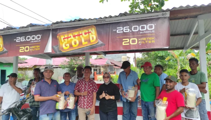 Ely Toisutta, Mama yang Tak Pernah Jauh dari Rakyat