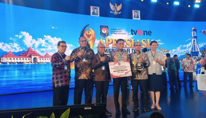 Walikota : Jangan Membuang Sampah di Sembarang Tempat Supaya Kota Ambon Bersih